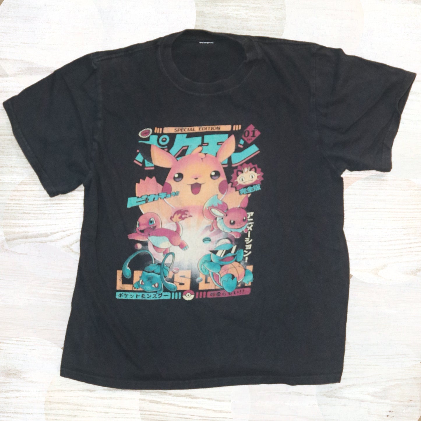 Classic Pokemon Shirt - Heavy Wear - Small